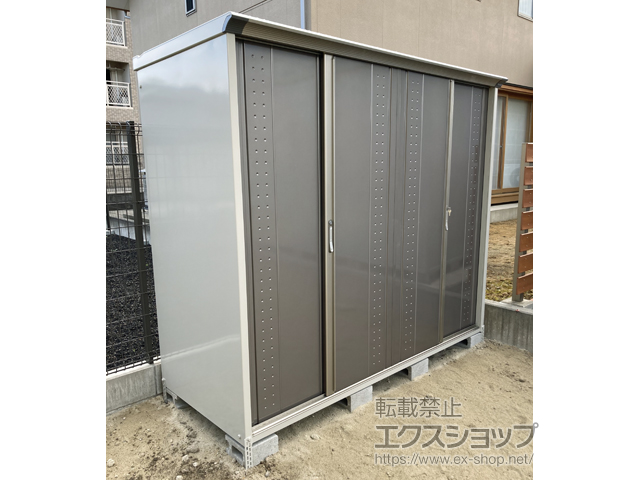 富山県富山市のの物置・屋外倉庫 グランプレステージジャンプ 2247×900×1900（GP-229A-F） GP-229A-F-CD 施工例