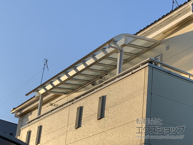埼玉県熊谷市ののバルコニー・ベランダ屋根 ソラリア R型 1500 屋根タイプ 単体 積雪〜50cm対応 施工例