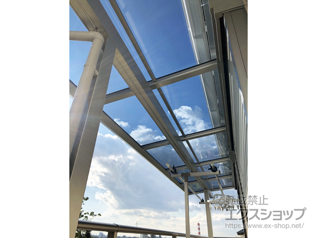 大阪府枚方市ののバルコニー・ベランダ屋根 ソラリア F型 屋根タイプ 単体 積雪〜20cm対応 施工例