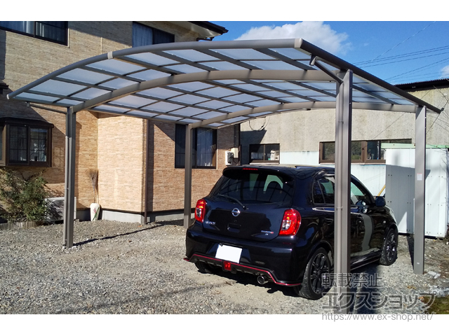 栃木県宇都宮市ののカーポート ネスカR (ラウンドスタイル) ワイド 積雪〜20cm対応 施工例