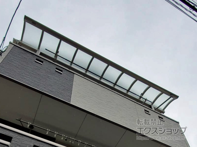 大阪府寝屋川市ののバルコニー・ベランダ屋根 ソラリア R型 1500 屋根タイプ 単体 積雪〜50cm対応 施工例