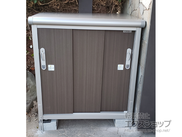 兵庫県姫路市のの物置・屋外倉庫 エスモ 一般型 1050×750×1101（ESE-1007Y） ESE-1007Y-DW 施工例