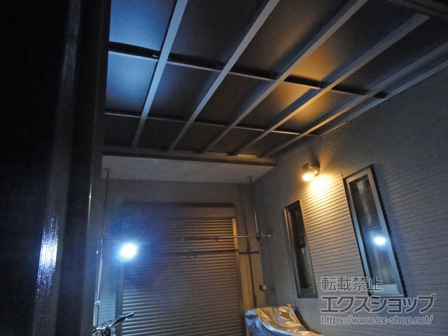 三重県四日市市ののテラス屋根 ソラリア F型 テラスタイプ 単体 積雪〜20cm対応※両入隅納まり 施工例