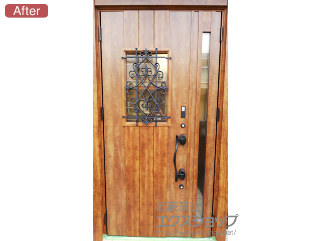 奈良県天理市のLIXIL リクシル（トステム）の玄関ドア リシェント玄関ドア3 断熱K4仕様 親子仕様(ランマ無)L D41型 ※タッチキー仕様(リモコンタイプ) 施工例