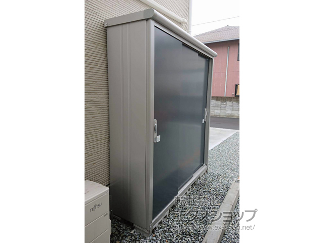 岡山県倉敷市のの物置・屋外倉庫 エスモ 一般型 1797×520×1959（ESE-1805A） ESE-1805A-SM 施工例