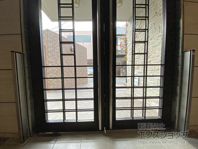 神奈川県川崎市ののガレージシャッター 防水板 アピアガード オクダケ（パネル6段） 施工例