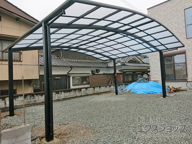 兵庫県宍粟市ののカーポート ネスカR (ラウンドスタイル) ワイド 積雪〜20cm対応 施工例