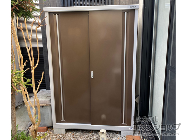 大阪府東大阪市のの物置・屋外倉庫 シンプリー 一般型 1320×615×1903 MJX-136E-TB 施工例