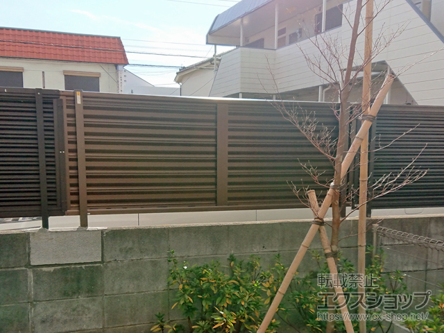 千葉県浦安市ののフェンス・柵 ミエーネフェンス 目隠しルーバータイプ　自由柱施工 施工例