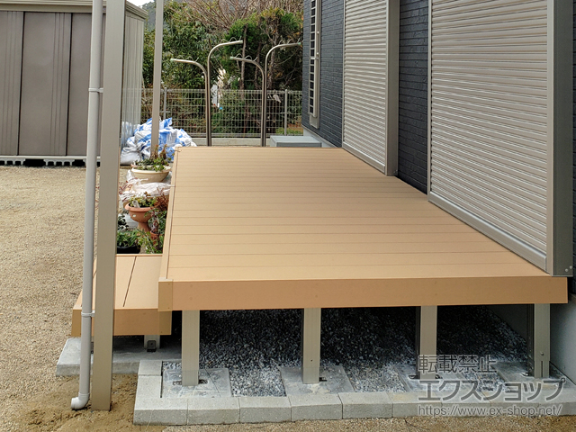 福岡県糟屋郡久山町ののウッドデッキ リウッドデッキ 200 施工例