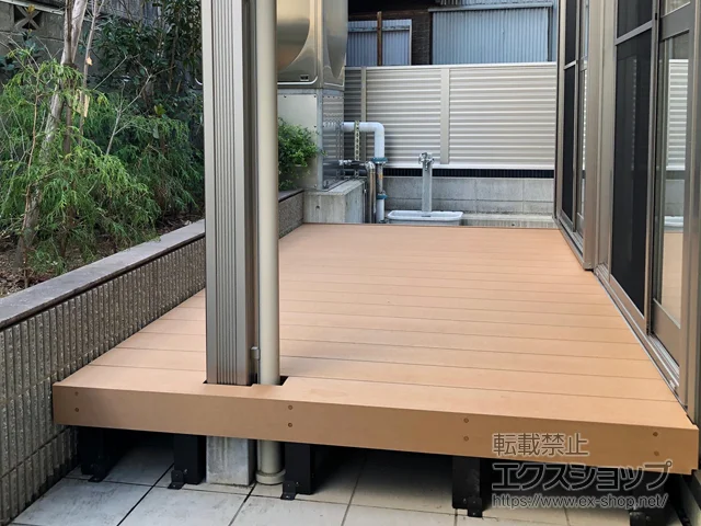 和歌山県和歌山市のYKKAPのウッドデッキ リウッドデッキ 200 施工例