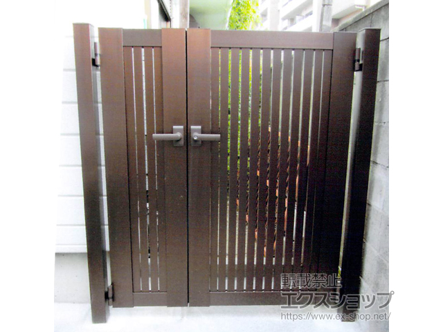 福岡県福岡市のの門扉 シンプレオ門扉4型 縦太格子 両開き親子 門柱使用 施工例