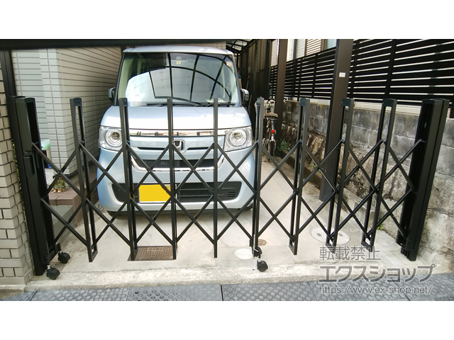 兵庫県宝塚市ののカーゲート トリップゲートII 1型 シンプル ノンレール 片開き 30S 施工例