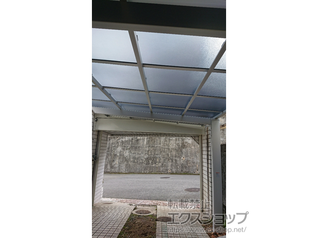 兵庫県姫路市ののカーポート ネスカF (フラットスタイル) 積雪〜20cm対応 施工例