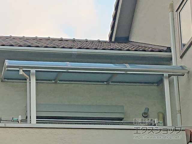静岡県静岡市ののバルコニー・ベランダ屋根 ソラリア R型 屋根タイプ 単体 積雪〜20cm対応 施工例