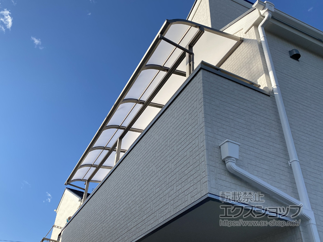 東京都府中市ののバルコニー・ベランダ屋根 スピーネ R型 屋根タイプ 連棟 積雪〜20cm対応 施工例