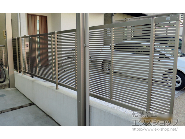 愛知県名古屋市ののフェンス・柵 ライシスフェンス 1型 細横桟　フリーポールタイプ 施工例