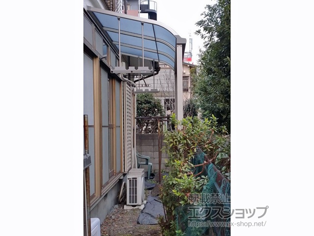 東京都調布市ののテラス屋根 スピーネ R型 テラスタイプ 単体 積雪〜20cm対応 施工例