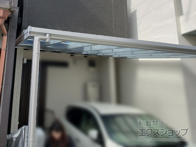 大阪府大阪市ののテラス屋根 ソラリア F型 ビッグサイズ 単体 積雪〜20cm対応 施工例