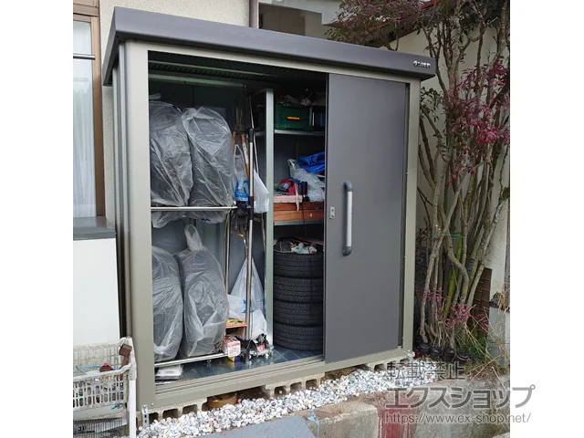 広島県福山市のサンキンの物置・収納・屋外倉庫 エスケーエイト SK8-50 一般型 1800×800×1940 SK8-50-GK 施工例