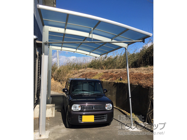 福島県須賀川市ののカーポート レイナポートREグラン 前下がり 積雪〜20cm対応 施工例