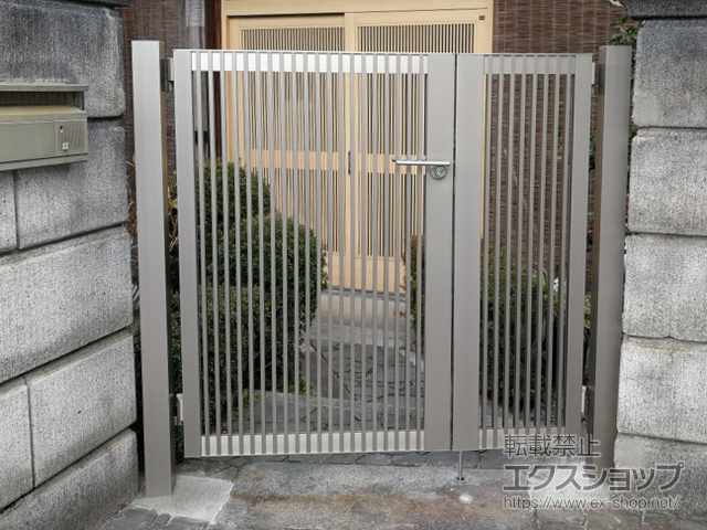 京都府京都市のの門扉 プレスタ門扉 TS型 連子格子 両開き親子 柱使用 施工例