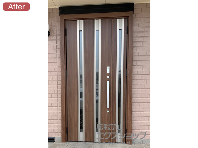 京都府城陽市のLIXIL リクシル（トステム）の玄関ドア リシェント玄関ドア3 断熱K4仕様 親子仕様(ランマ無)L M24型 ※タッチキー仕様(キー付きリモコンタイプ) 施工例