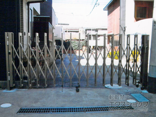 東京都新宿区ののカーゲート アルシャインII M型 Aタイプ ノンレール 片開き 350S 施工例