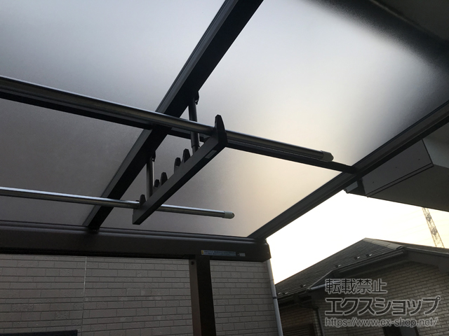 埼玉県春日部市ののバルコニー・ベランダ屋根 ソラリア F型 屋根タイプ 単体 積雪〜20cm対応 施工例