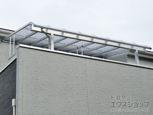 埼玉県さいたま市ののバルコニー・ベランダ屋根 ソラリア R型 1500 屋根タイプ 単体 積雪〜50cm対応 施工例