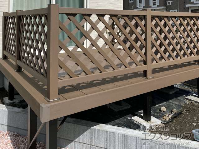 神奈川県藤沢市ののウッドデッキ リウッドデッキ 200 施工例