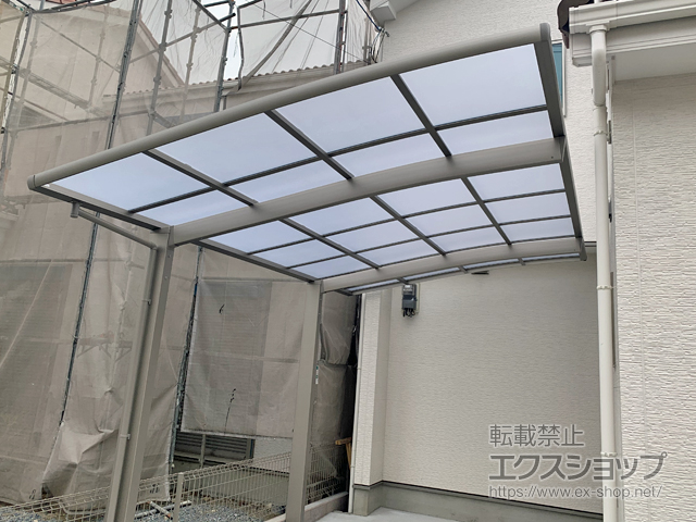 大阪府寝屋川市ののカーポート ネスカR (ラウンドスタイル) 積雪〜20cm対応 施工例