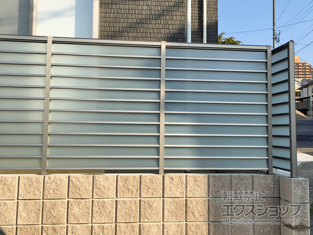 愛知県名古屋市ののフェンス・柵 サニーブリーズフェンスS型 採光タイプ 間仕切りタイプ 施工例