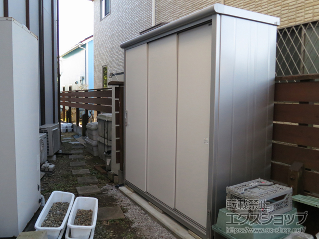 神奈川県横浜市のの物置・屋外倉庫 エスモ 一般型 1797×750×1959 ESE-1807A-PW 施工例