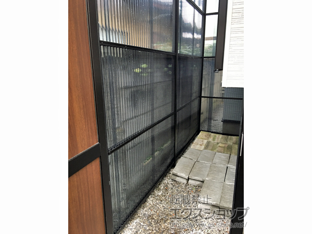 東京都練馬区ののストックヤード ストックヤードII 片側ドア付きタイプ 積雪〜20ｃｍ対応 施工例