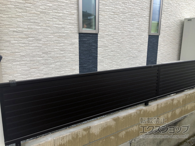 兵庫県たつの市ののフェンス・柵 シンプレオフェンス5型 横目隠し 自由柱施工 施工例