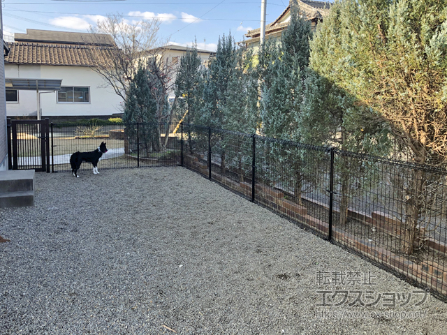 福岡県福岡市ののフェンス・柵 メッシュフェンス M0 間仕切柱 施工例