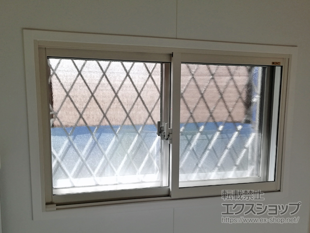 埼玉県春日部市のの二重窓（内窓） インプラス ダストバリア仕様 引違い窓 浴室仕様 タイル納まり 2枚建 施工例