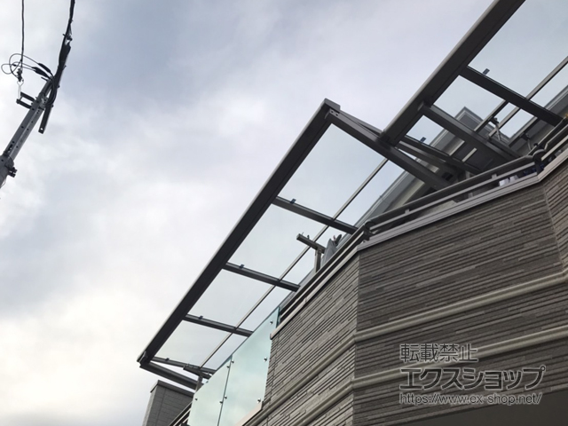 東京都世田谷区ののバルコニー・ベランダ屋根 スピーネ F型 ルーフタイプ 単体 積雪〜20cm対応 施工例