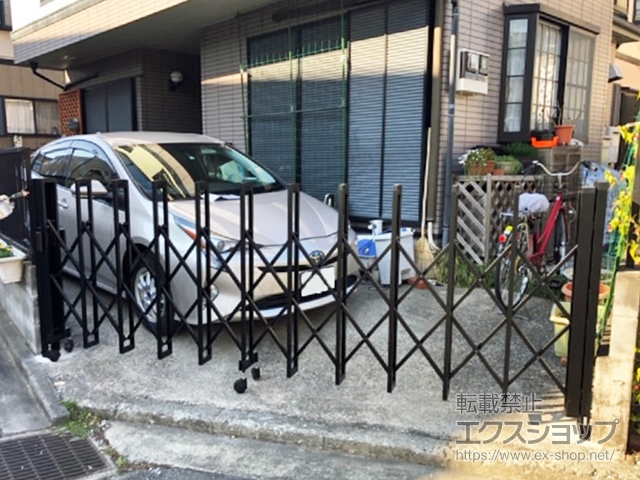 神奈川県横浜市ののカーゲート トリップゲートII 1型 シンプル ノンレール 片開き 36S 施工例