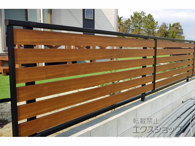 福岡県柳川市ののフェンス・柵 モクアルフェンス 横板タイプ 自由柱施工 施工例
