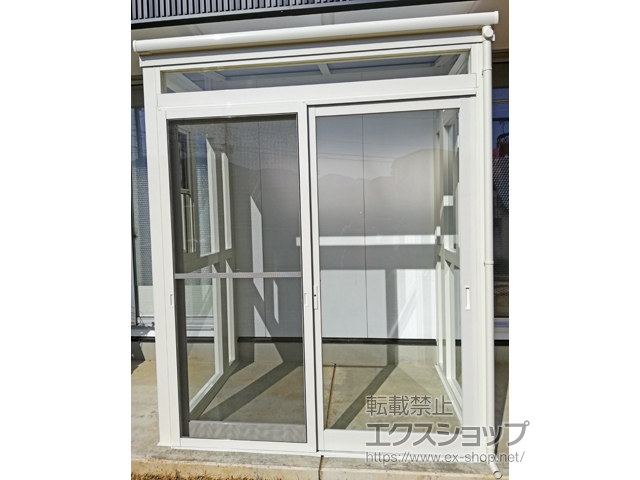 山梨県北杜市ののテラス囲い・サンルーム サニージュ F型 土間納まり ランマ付 積雪〜20cm対応 施工例