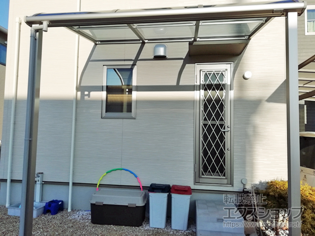 三重県鈴鹿市ののテラス屋根 プレシオステラスII R型 テラスタイプ 単体 積雪〜20cm対応 施工例