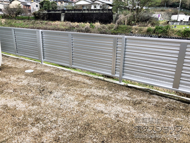 福岡県福岡市ののフェンス・柵 ミエーネフェンス 目隠しルーバータイプ 自由柱施工 施工例