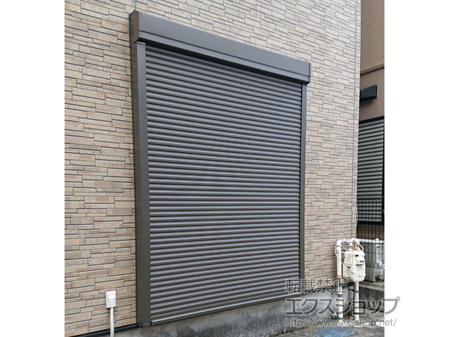 宮城県仙台市のLIXIL リクシル（トステム）の窓シャッター 【特注】リフォームシャッター 手動式 標準タイプ 施工例