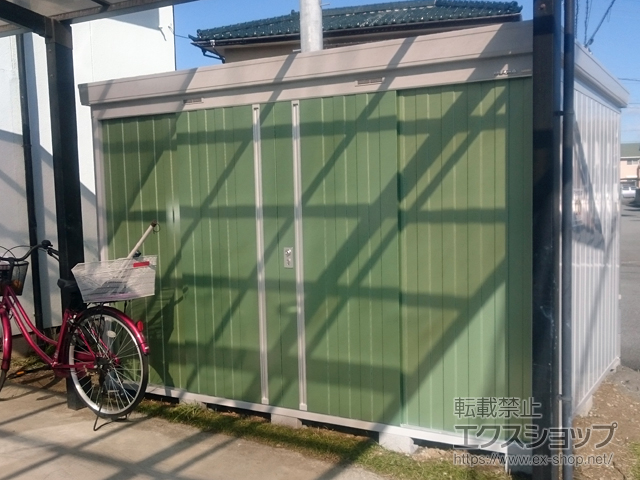 山梨県中央市のの物置・屋外倉庫 ネクスタ 一般型 3050×2210×2020（NXN-65S） NXN-65S-OG 施工例