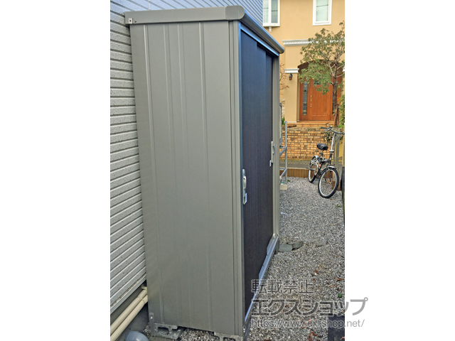 神奈川県海老名市のの物置・屋外倉庫 エスモ 一般型 1497×650×1959（ESE-1506A） ESE-1506A-DW 施工例