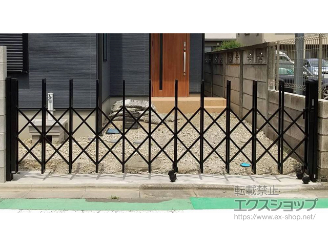 東京都八王子市ののカーゲート トリップゲートII 1型 シンプル ノンレール 片開き 36S 施工例