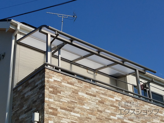 千葉県船橋市ののバルコニー・ベランダ屋根 スピーネ R型 屋根タイプ 単体 積雪〜20cm対応 施工例