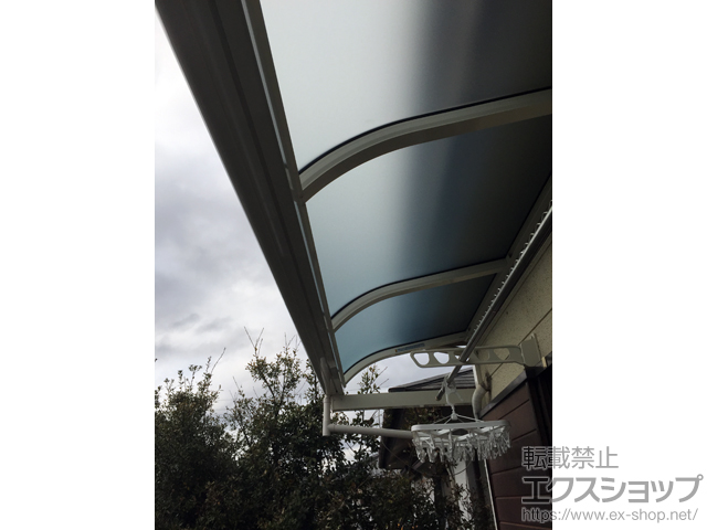 兵庫県加古川市ののバルコニー・ベランダ屋根 ヴェクターテラス R型 ルーフタイプ 単体 積雪〜20cm対応 施工例